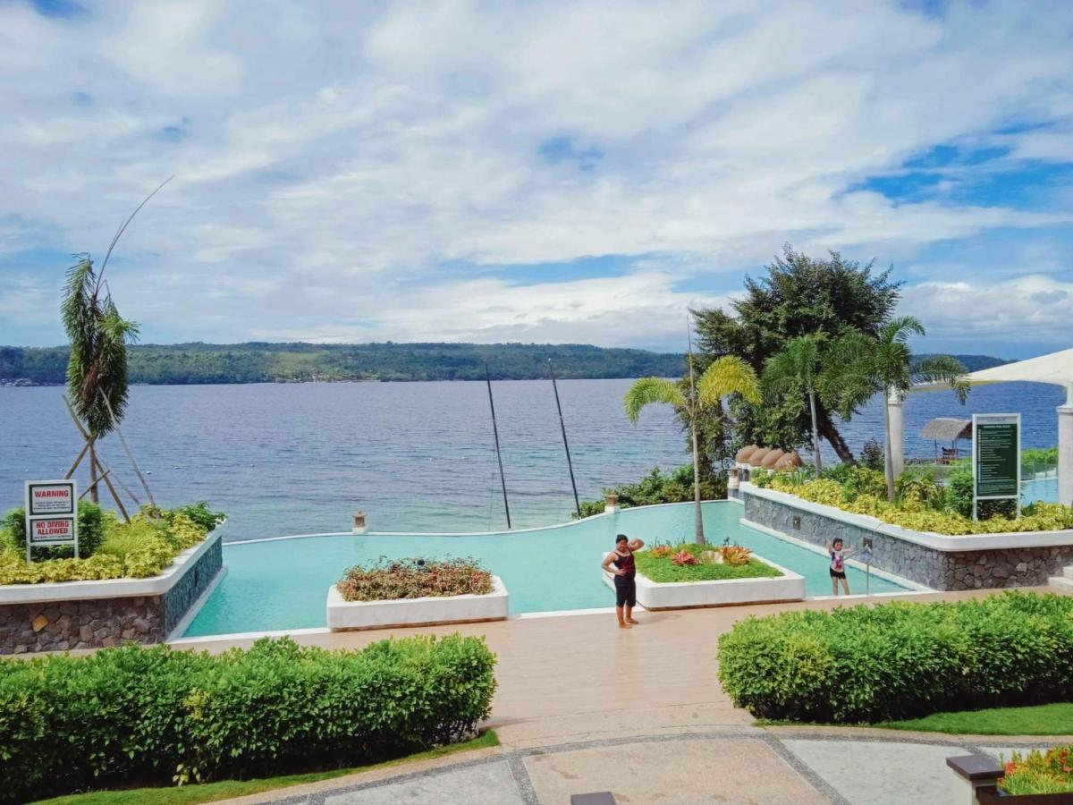 Kembali Condo Resort With Sea View Davao Екстер'єр фото