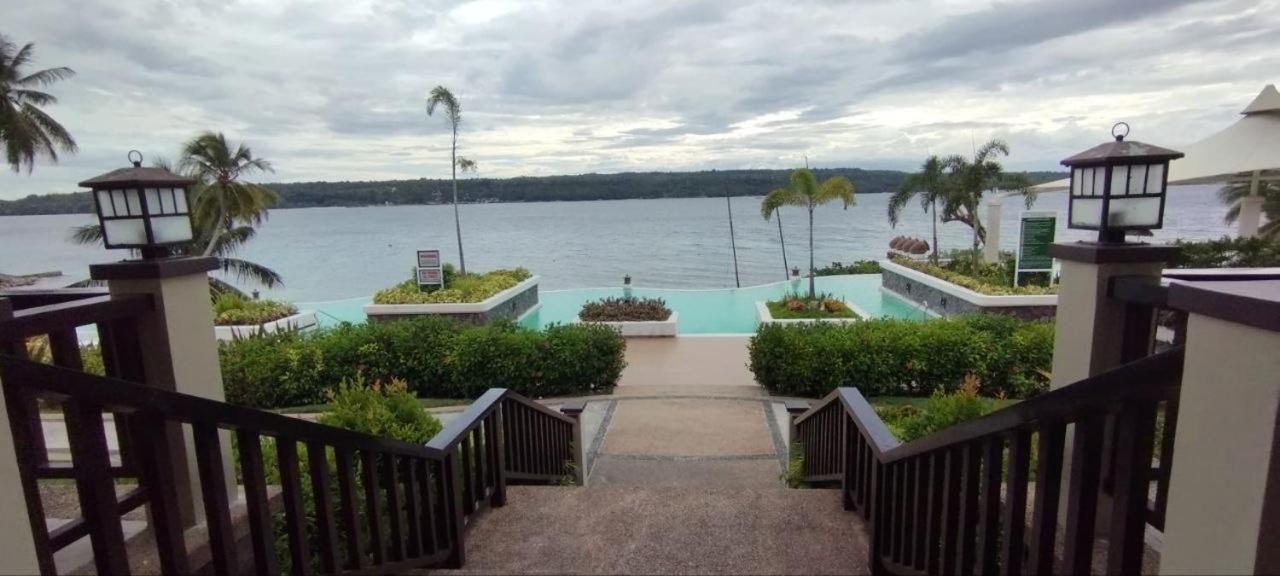 Kembali Condo Resort With Sea View Davao Екстер'єр фото