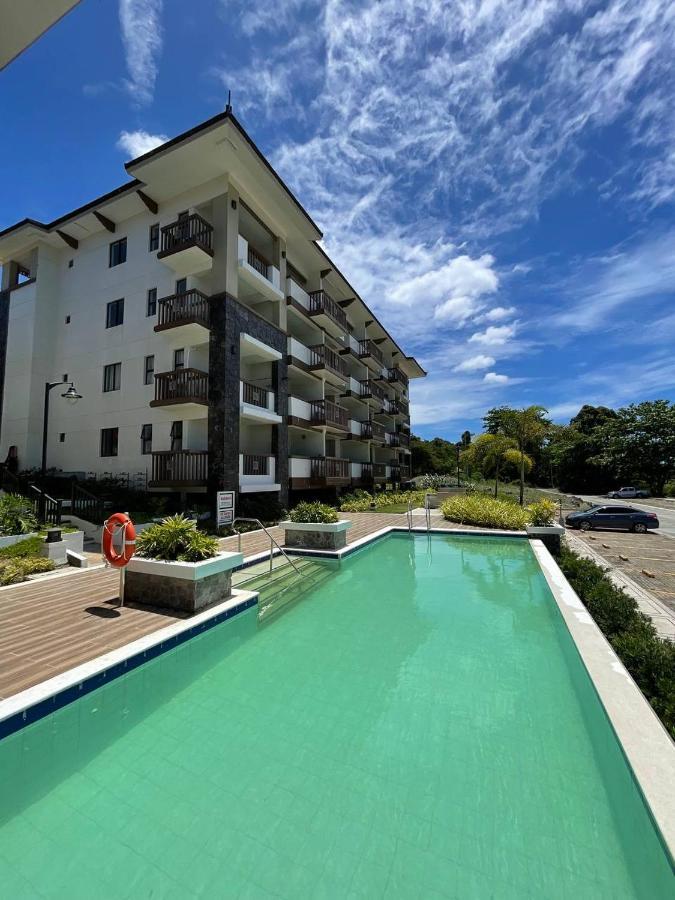 Kembali Condo Resort With Sea View Davao Екстер'єр фото