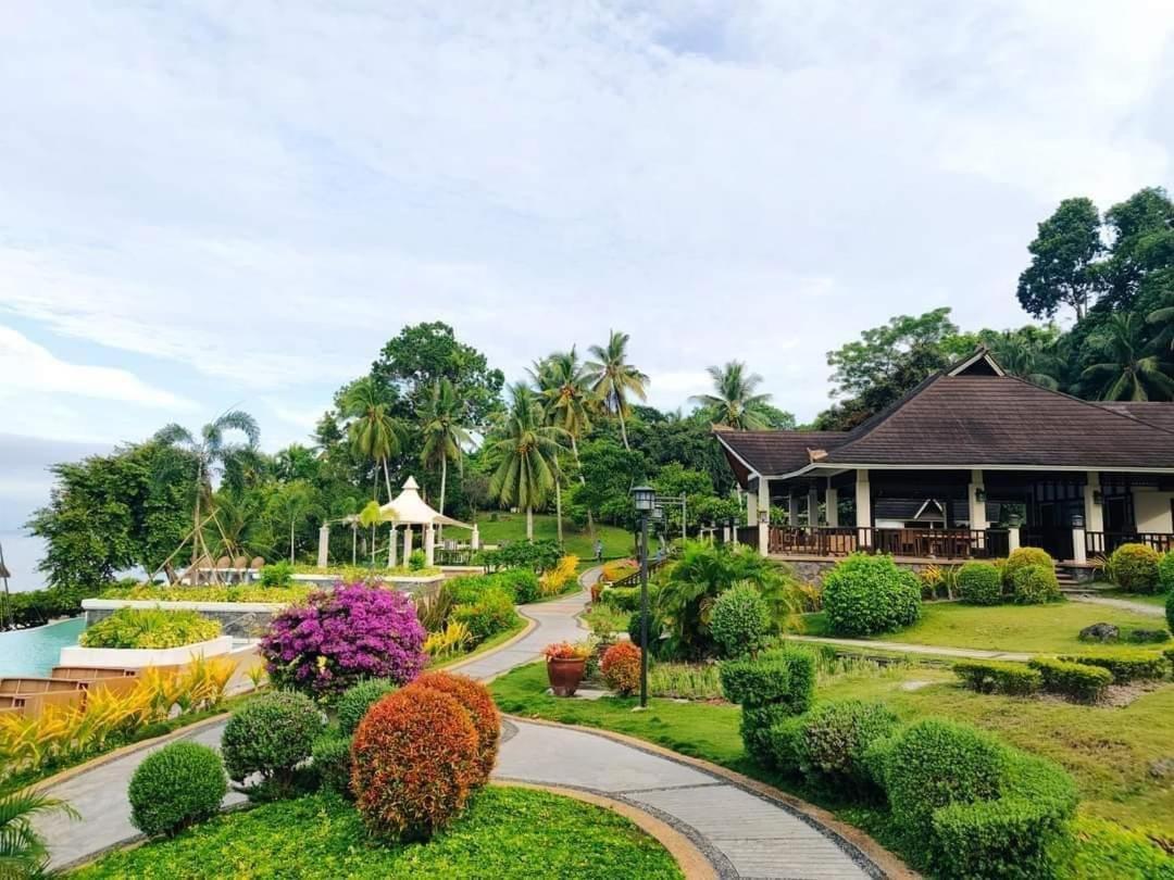 Kembali Condo Resort With Sea View Davao Екстер'єр фото
